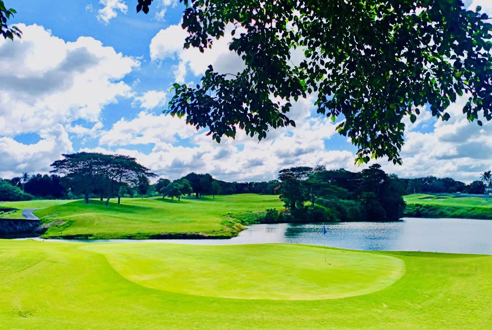 Eagle Ridge Golf & Country Club editorial view 1